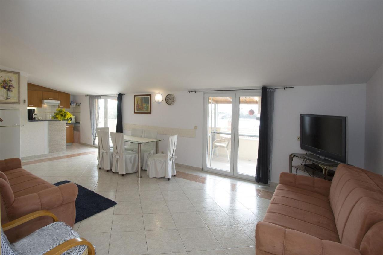 Apartments Gudelj Trogir Exterior foto